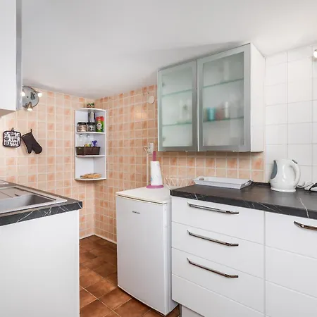 Camelia & Martina Опатия