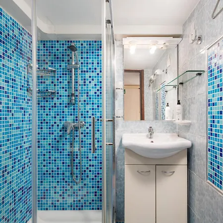 Affittacamere Camelia & Martina 3*