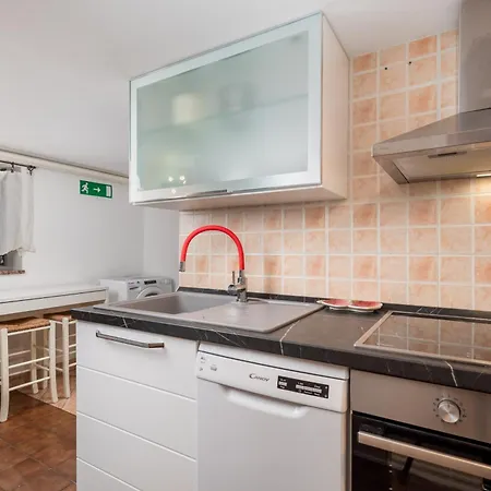 Camelia & Martina Guest house 3*